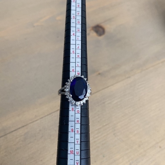 "MAJESTIC Princess" Blue Sapphire/Silvertone Ring by AVON - Picture 9 of 10